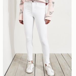 White Hollister Super Skinny Jeans